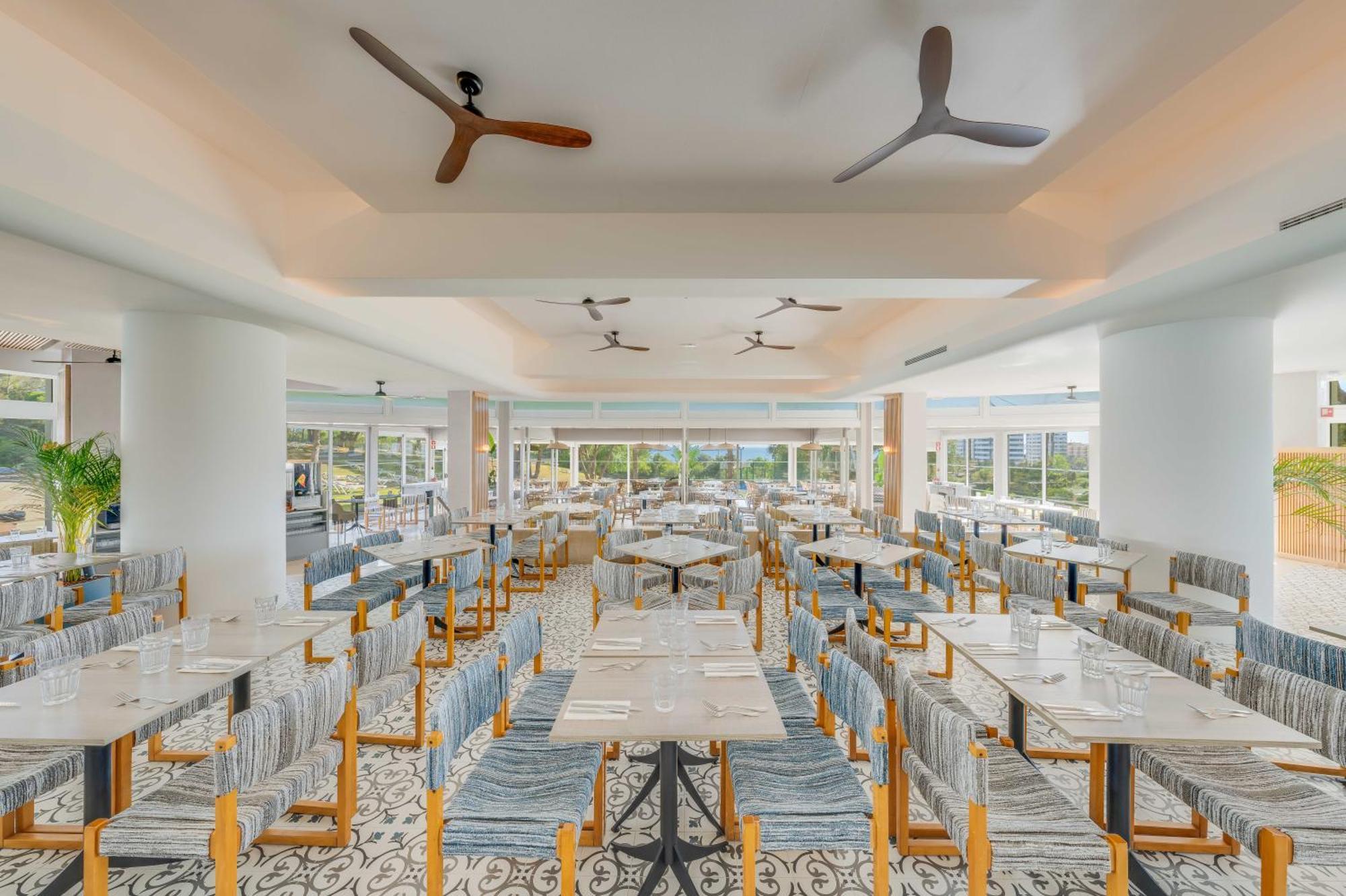 Pestana Blue Alvor Beach Экстерьер фото The buffet at the hotel